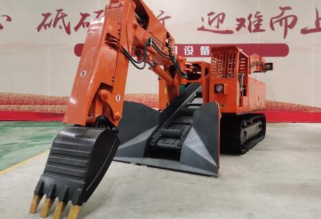 履帶式扒渣機(jī)的特點(diǎn)是什么呢？這五點(diǎn)了解下！