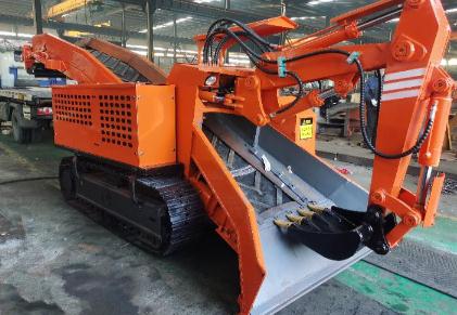 在操作礦用扒渣機(jī)的時(shí)候，要注意什么方面呢？